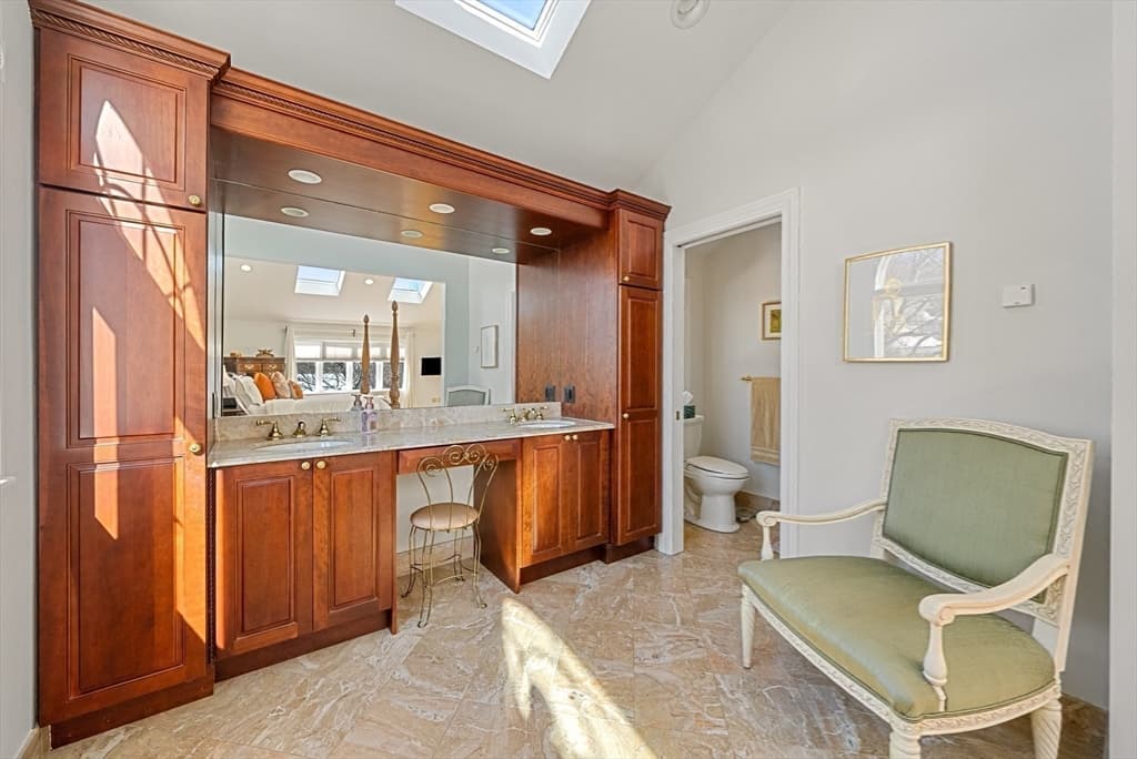 384 Brighton Street, Belmont MA 02478 photo 14