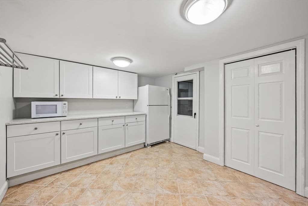 384 Brighton Street, Belmont MA 02478 photo 18