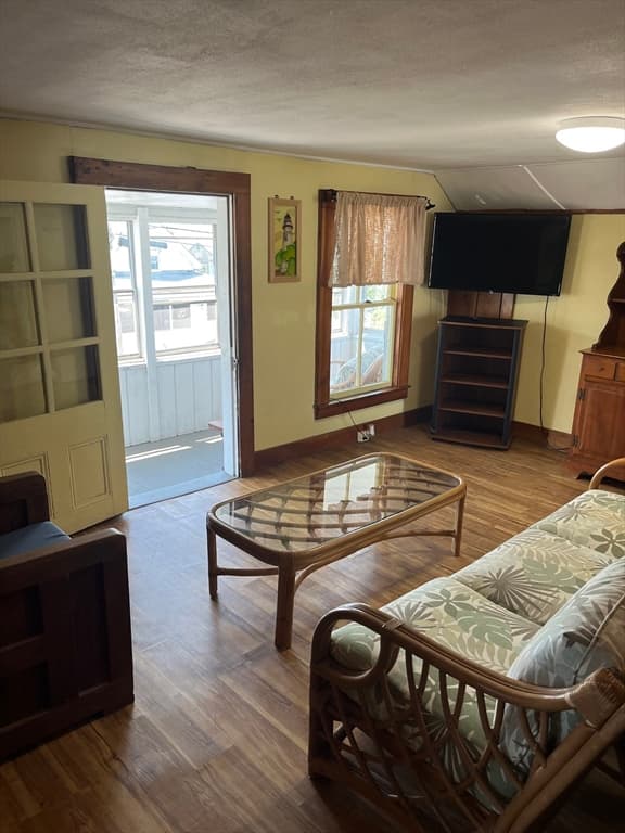 4 Family at 7 Dover Avenue, Hampton NH 03842, Hampton, photo 16 of 18