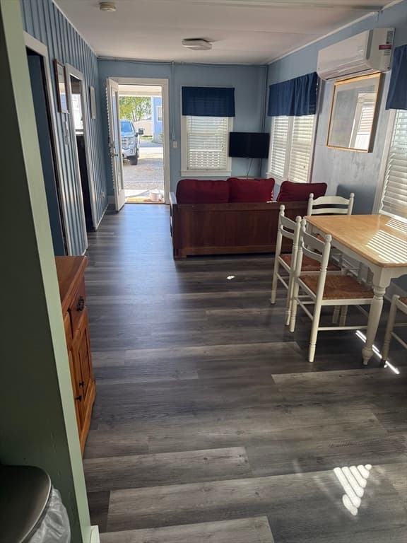 4 Family at 7 Dover Avenue, Hampton NH 03842, Hampton, photo 10 of 18