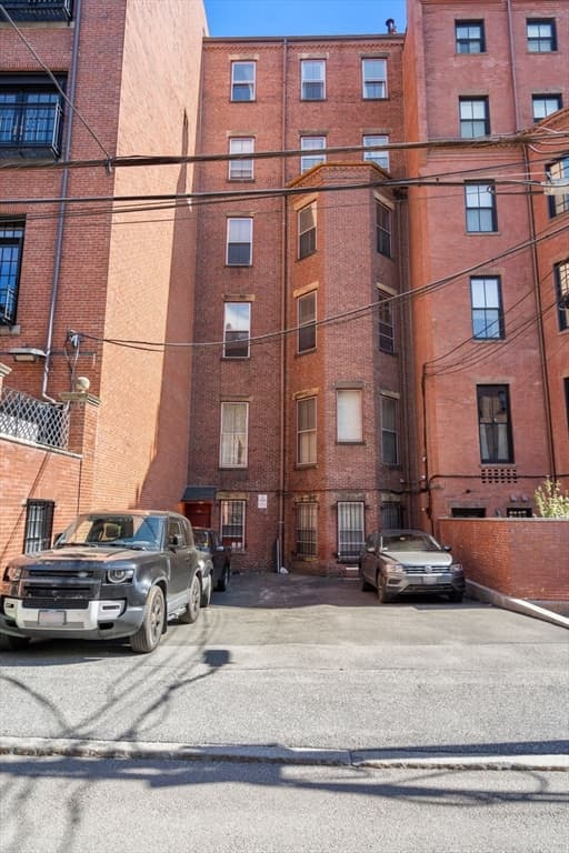 5-9 Family at 249 Commonwealth Ave, Boston MA 02116, Boston, photo 6 of 8