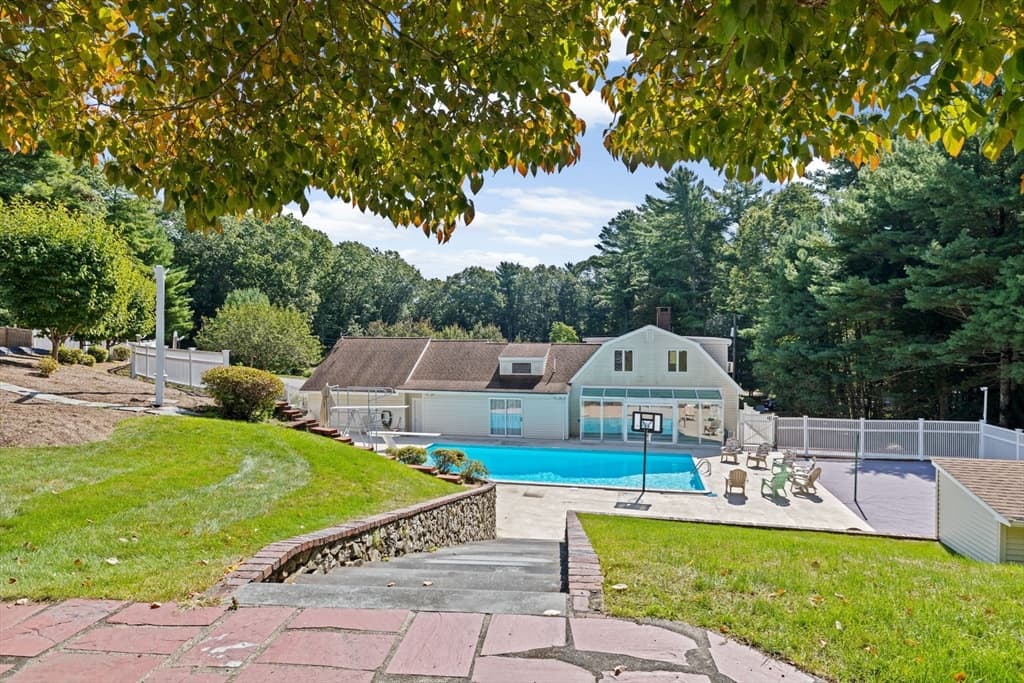 18 James Rd, Duxbury MA 02332 photo 3