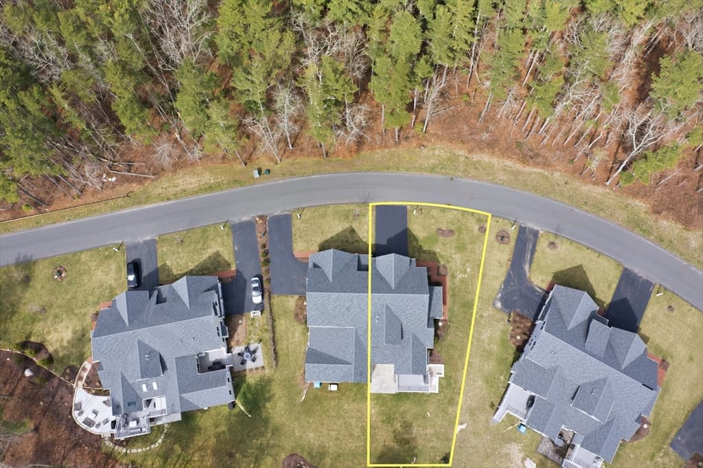 Condominium at 20 Split Rock Ln # 20, Mattapoisett MA 02739, photo 13 of 41