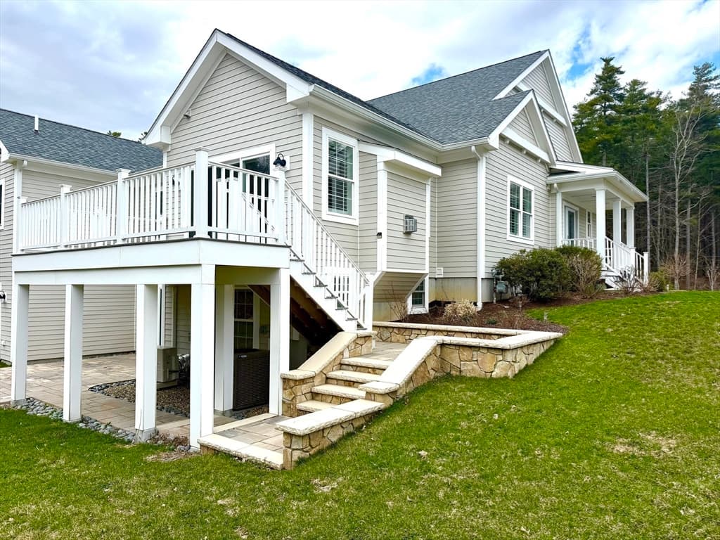 Condominium at 20 Split Rock Ln # 20, Mattapoisett MA 02739, photo 5 of 41