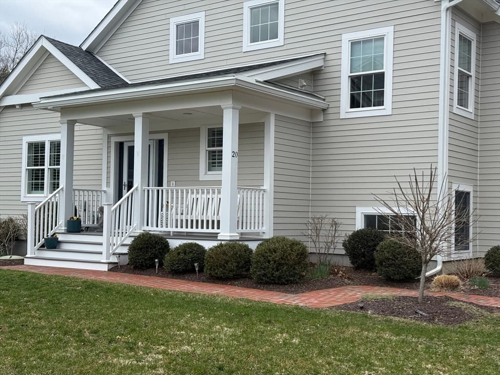 Condominium at 20 Split Rock Ln # 20, Mattapoisett MA 02739, photo 9 of 41