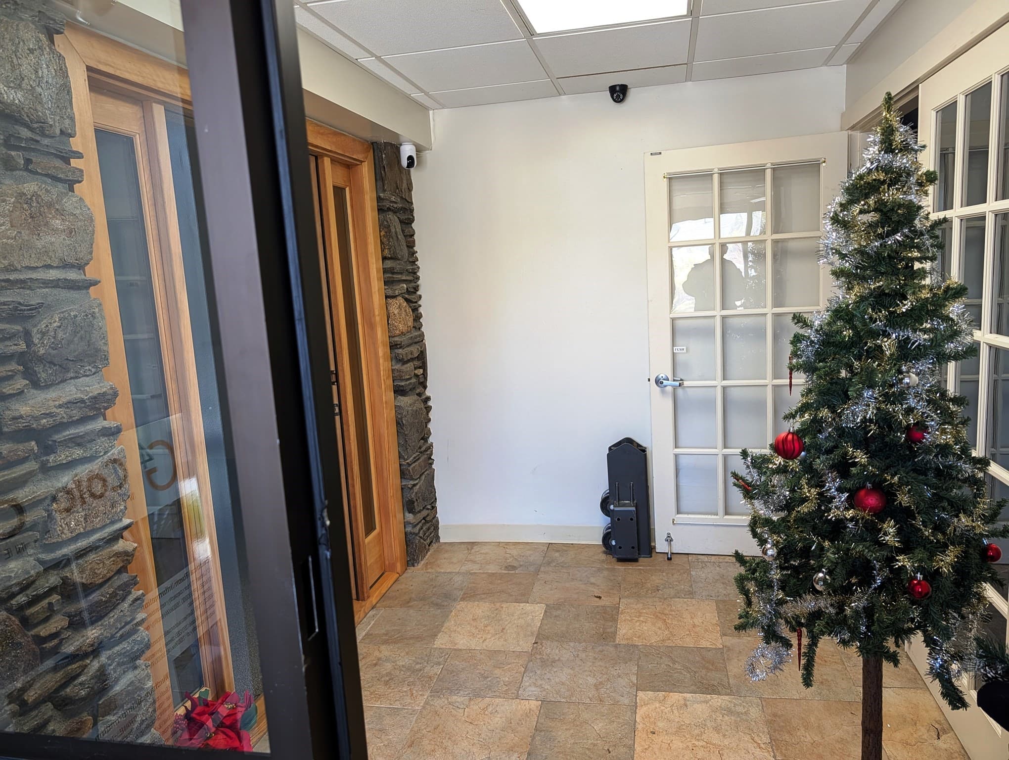 Commercial Sale at 25 S Maple St, Manchester NH 03103, Manchester, photo 5 of 18