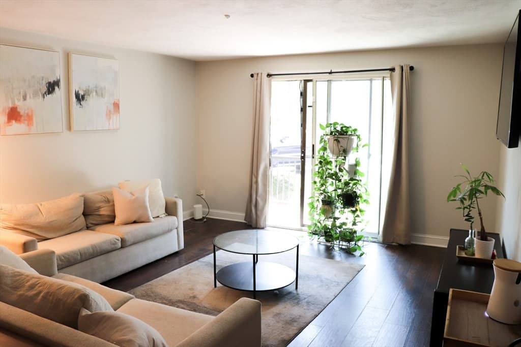 232 Canton St # 112, Randolph MA 02368