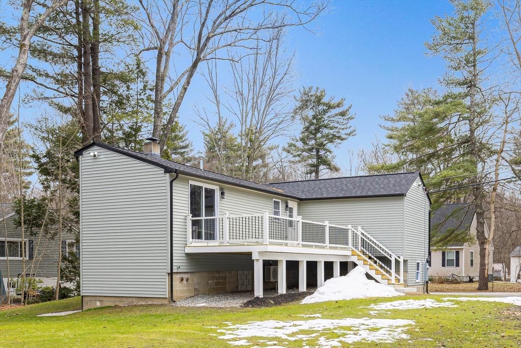 Single Family Residence at 7 Trues Pkwy, Sandown NH 03873, Sandown, photo 20 of 23