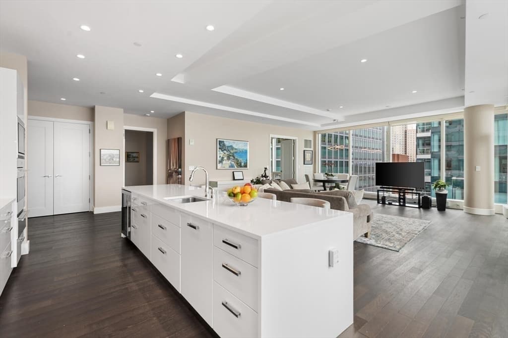50 Liberty Dr # 10K, Boston MA 02210 photo 17