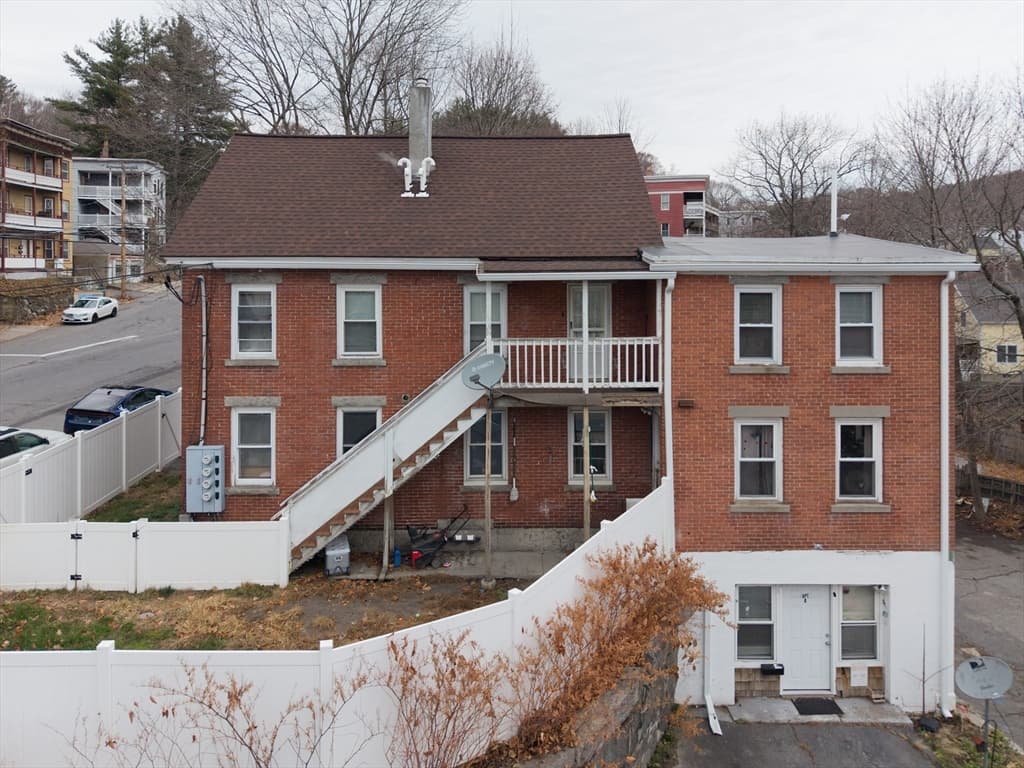 3 Family at 151 Mechanic Street, Fitchburg MA 01420, photo 3 of 42