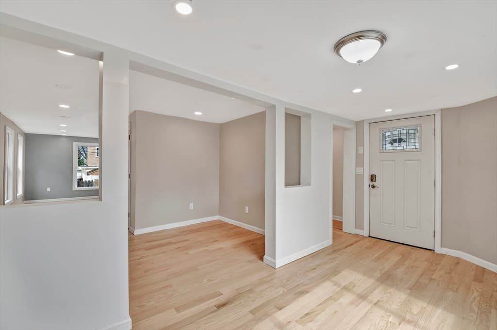 43 1/2 6th Avenue, Haverhill MA 01830 photo 9