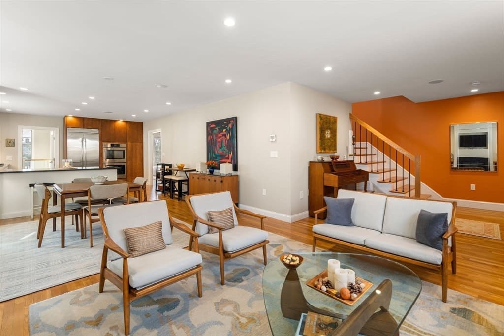 Single Family Residence at 16 York Terrace, Brookline MA 02446, photo 6 of 42