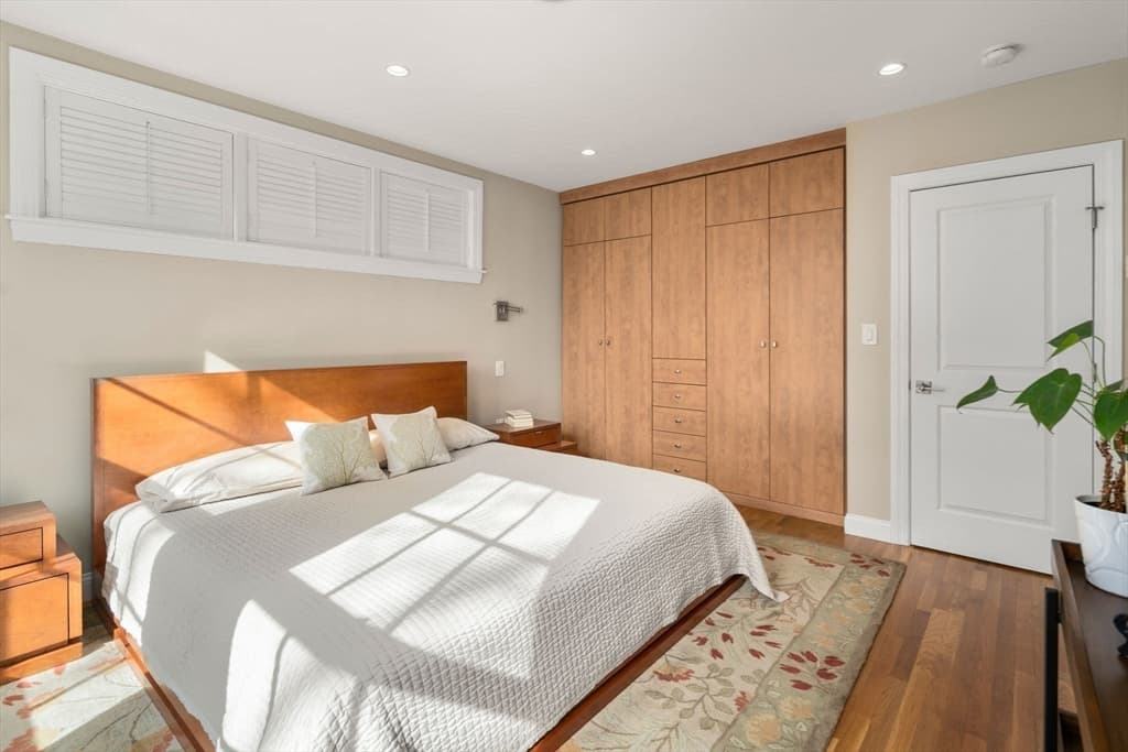 Single Family Residence at 16 York Terrace, Brookline MA 02446, photo 19 of 42