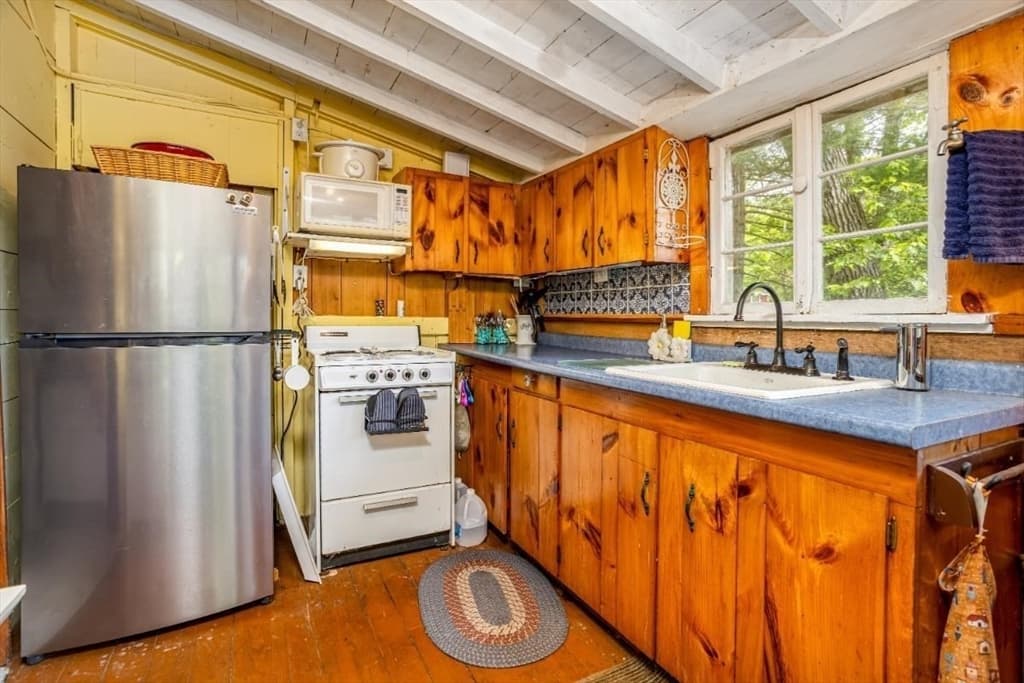 Single Family Residence at 12 King Road, Phillipston MA 01331, photo 20 of 41