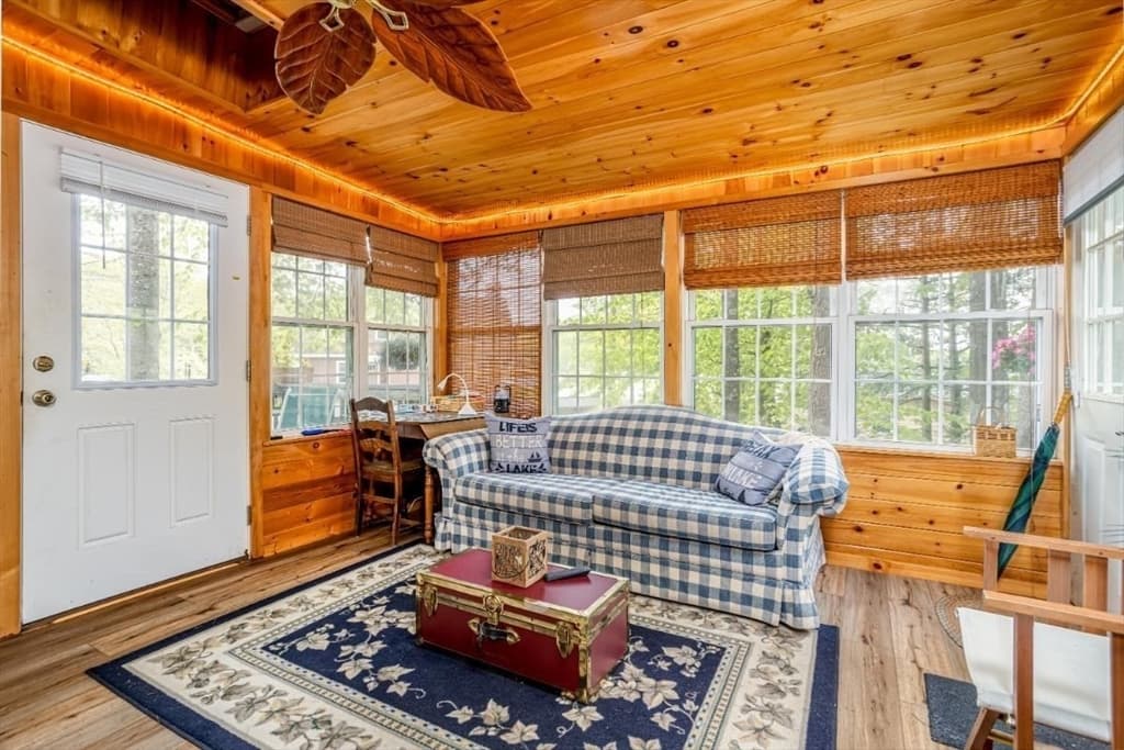 Single Family Residence at 12 King Road, Phillipston MA 01331, photo 4 of 41
