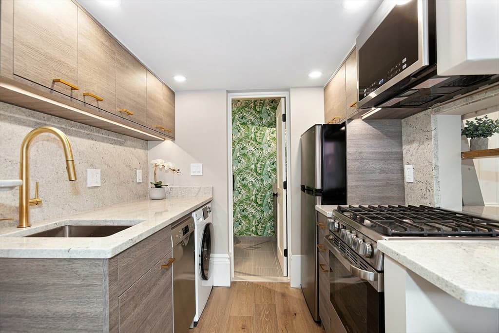 Condominium at 154 West Concord St # 2A, Boston MA 02118, photo 19 of 30