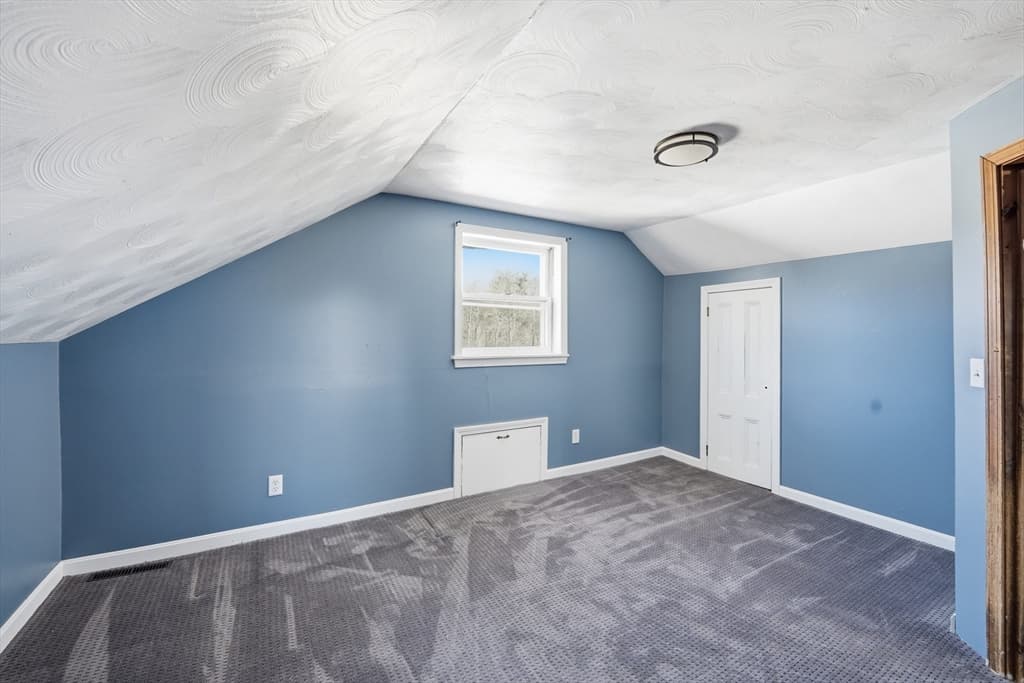 5 Torrey St, Easthampton MA 01027 photo 18
