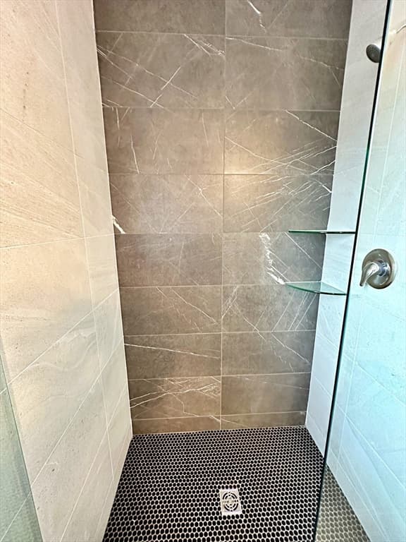 Condominium at 109 Boardman St # 6, Boston MA 02128, Boston, photo 21 of 25