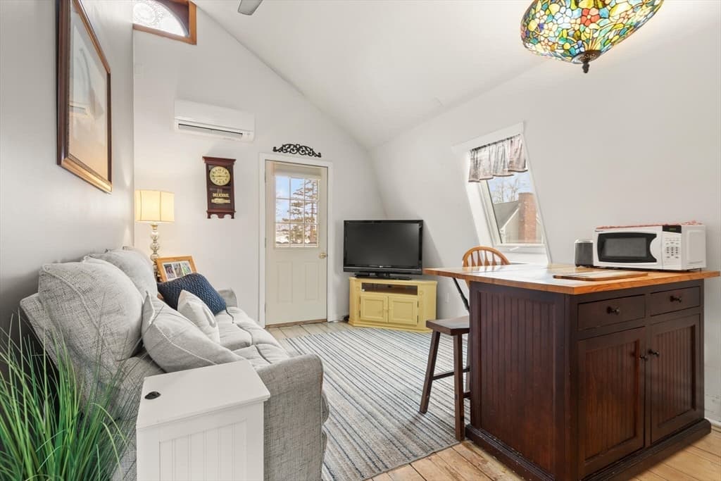 Condominium at 8-R North Street # 5C, Plymouth MA 02360, Plymouth, photo 13 of 27