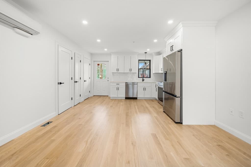 Condominium at 23-27 Cedar St # 25, Boston MA 02126, Boston, photo 2 of 16