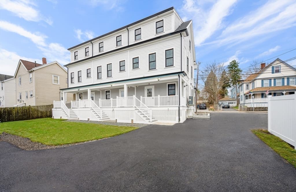 Condominium at 23-27 Cedar St # 25, Boston MA 02126, Boston, photo 11 of 16