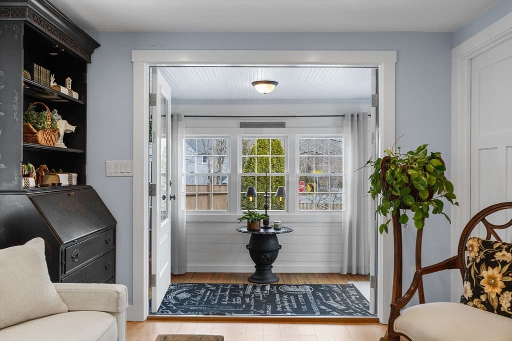 Single Family Residence at 182 Woods Hole Rd, Falmouth MA 02540, Falmouth, photo 6 of 42