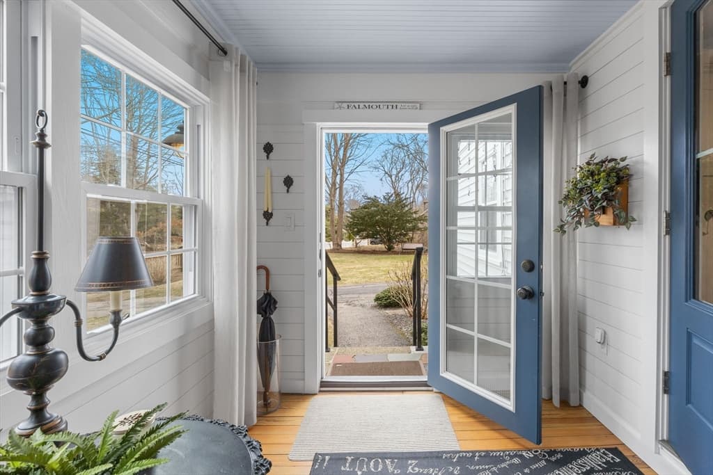 Single Family Residence at 182 Woods Hole Rd, Falmouth MA 02540, Falmouth, photo 3 of 42