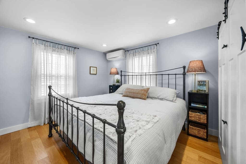 Single Family Residence at 182 Woods Hole Rd, Falmouth MA 02540, Falmouth, photo 20 of 42