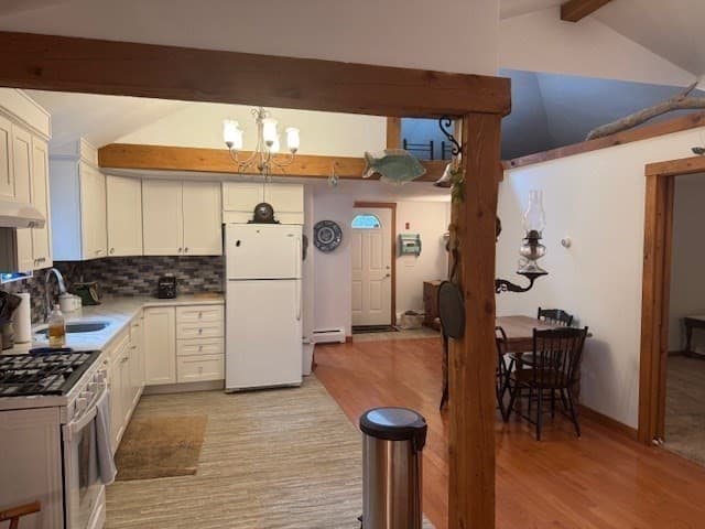 Single Family Residence at 46 Finn Park Rd, Rutland MA 01543, photo 7 of 28