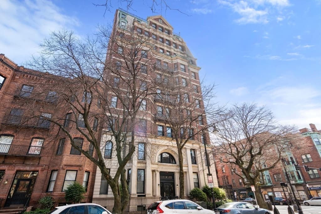 Condominium at 483 Beacon St, Boston MA 02115, photo 8 of 18