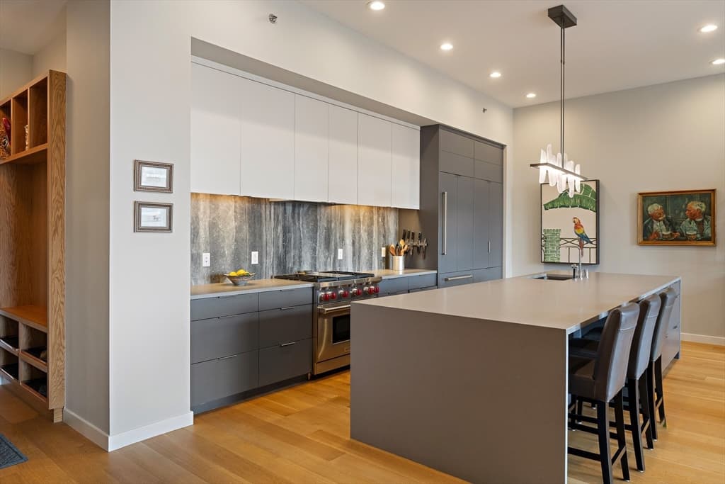 Condominium at 477 Harrison Ave # 5B, Boston MA 02118, photo 4 of 26