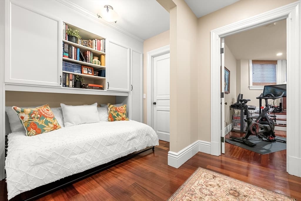 392 Marlborough St # 1, Boston MA 02115 photo 24