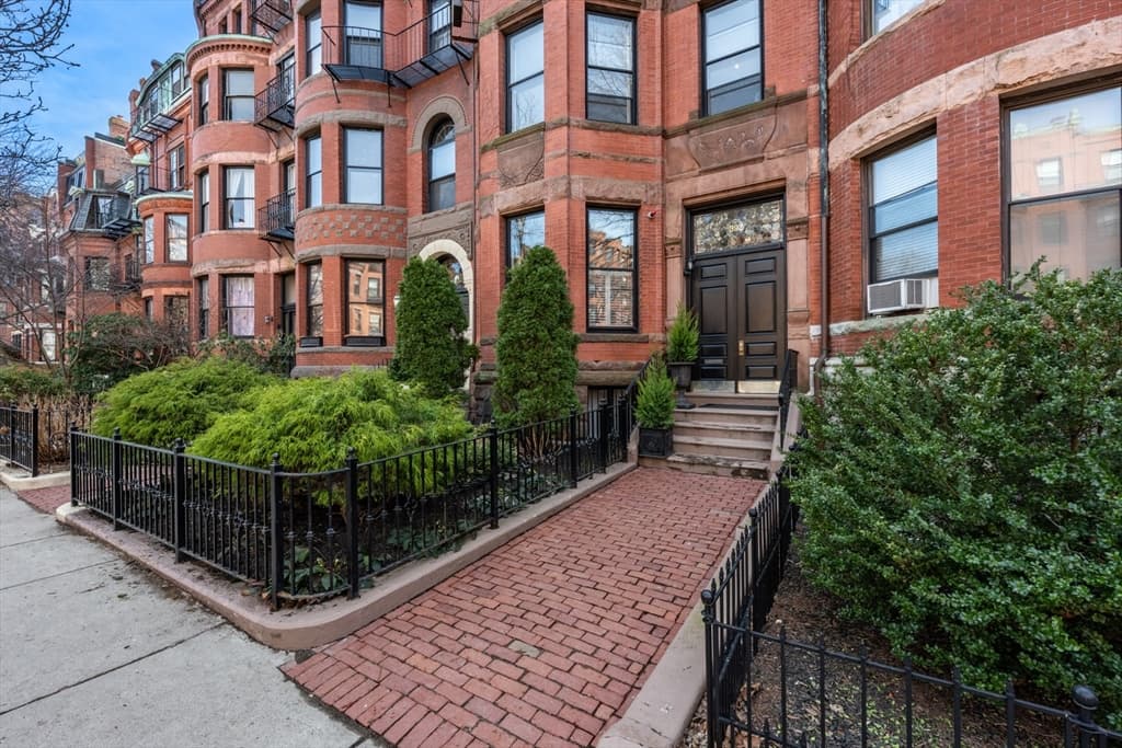 392 Marlborough St # 1, Boston MA 02115 photo 30
