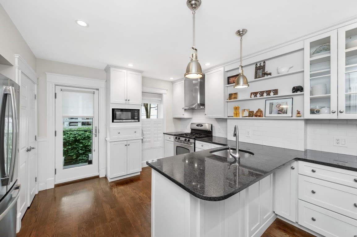 Single Family Residence at 14 Beckler Avenue, Boston MA 02127, Boston, photo 6 of 25