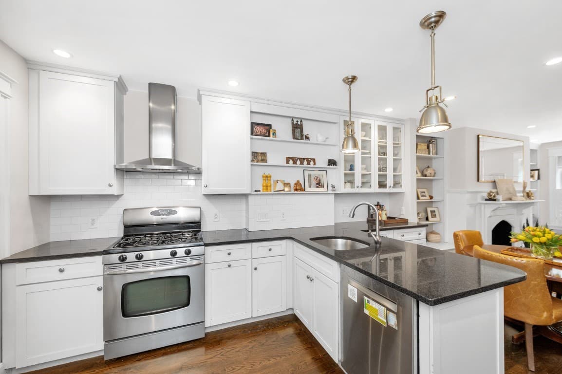 Single Family Residence at 14 Beckler Avenue, Boston MA 02127, Boston, photo 8 of 25