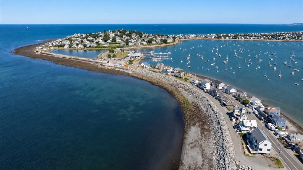 1092 Nantasket Ave, Hull MA 02045