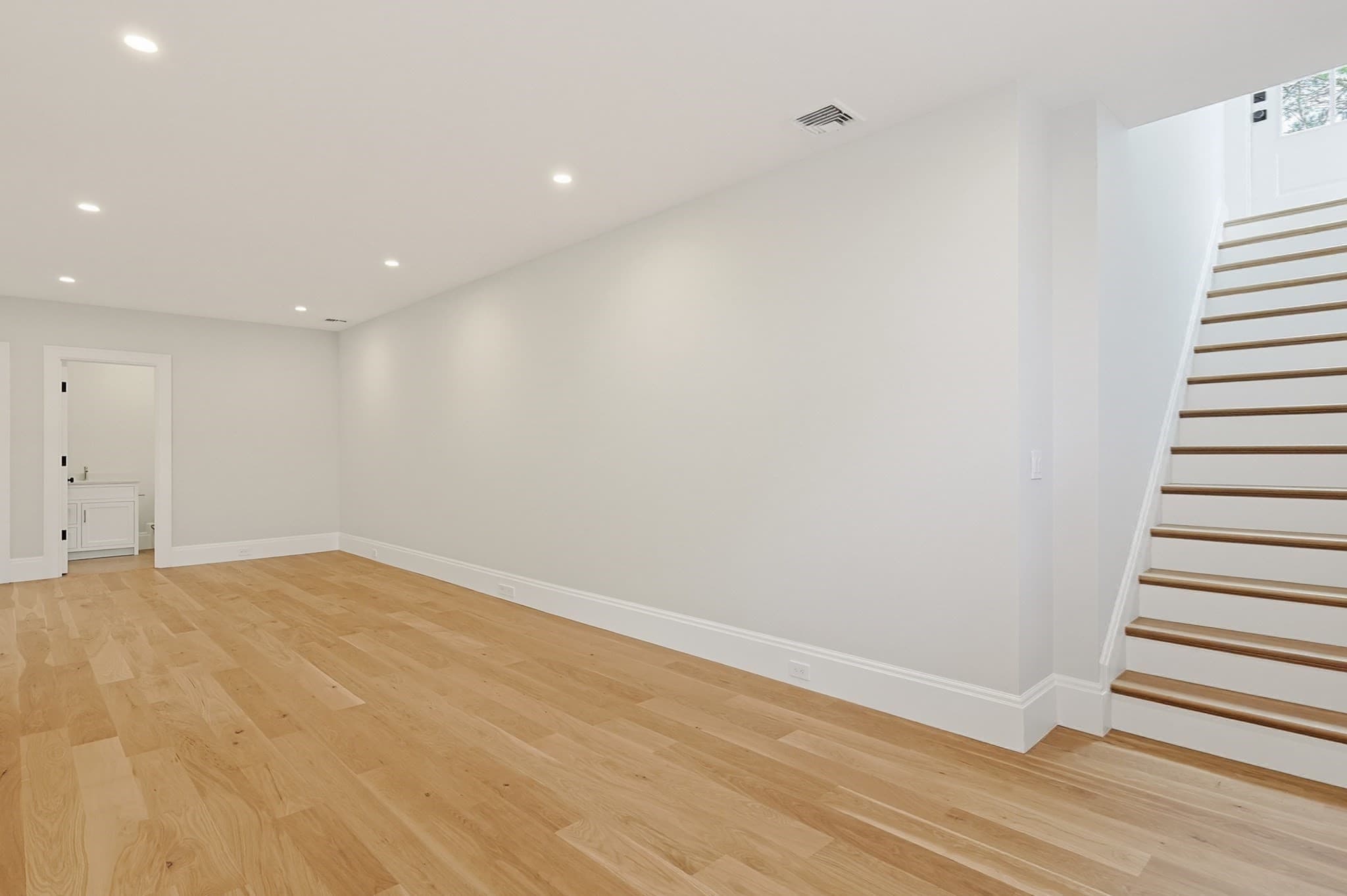 Single Family Residence at 15 Ingleside Dr, Falmouth MA 02536, Falmouth, photo 32 of 41