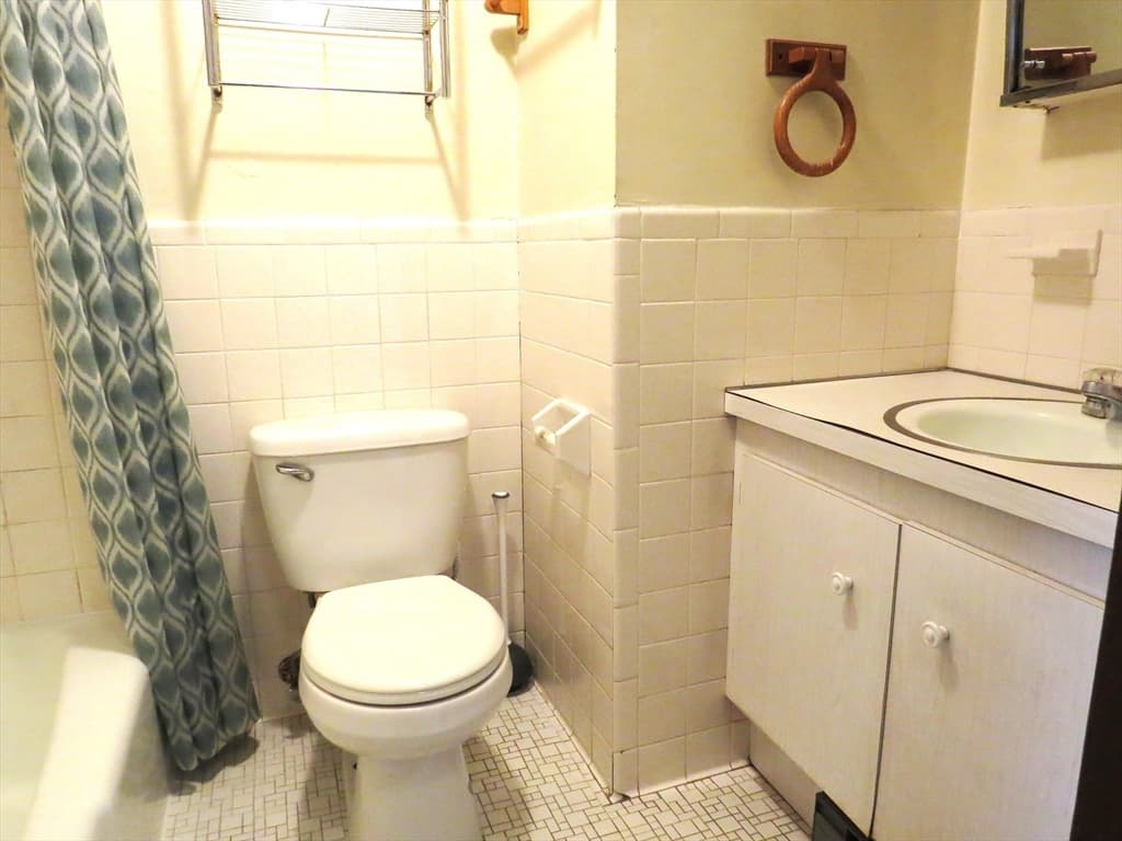 5-9 Family at 74 Harvard St, Waltham MA 02453, Waltham, photo 10 of 12