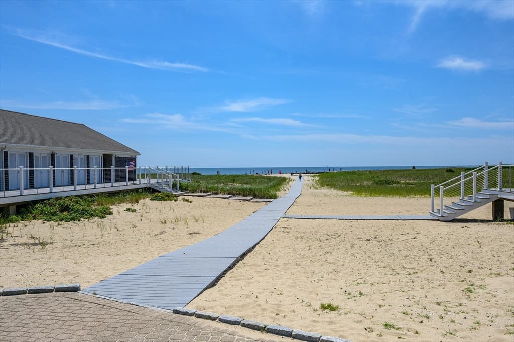 Condominium at 1 Belmont Road # 425, Harwich MA 02671, Harwich, photo 24 of 27