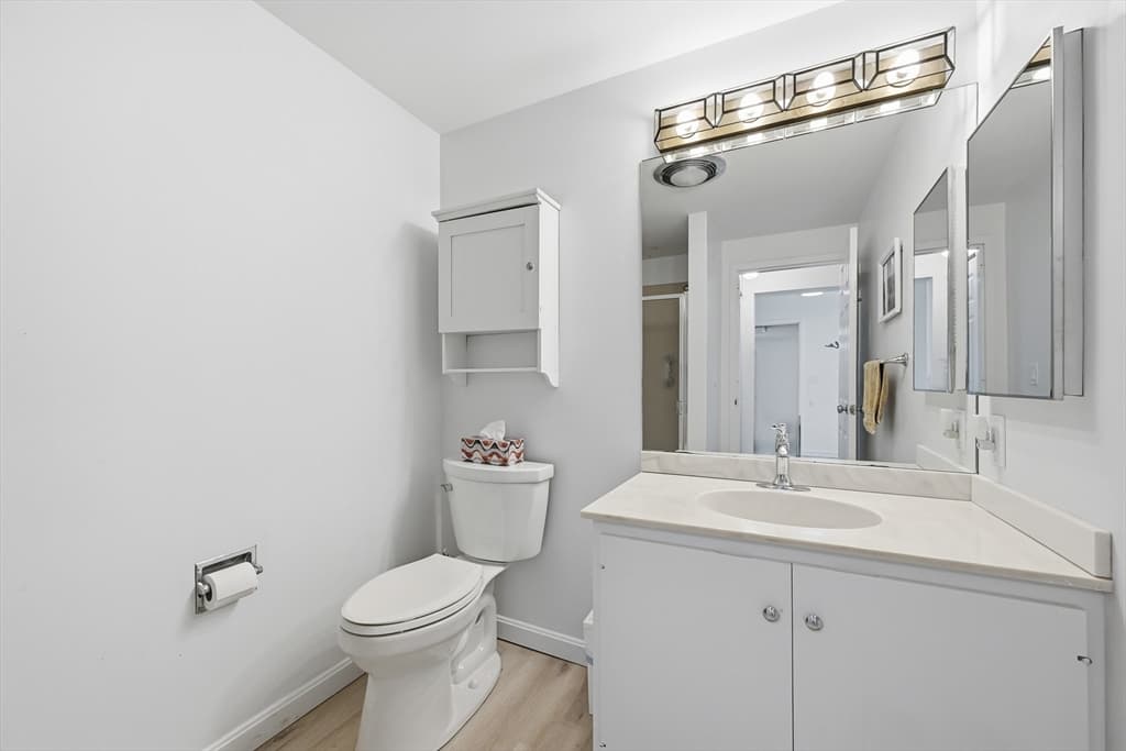 Condominium at 1 Belmont Road # 425, Harwich MA 02671, Harwich, photo 11 of 27