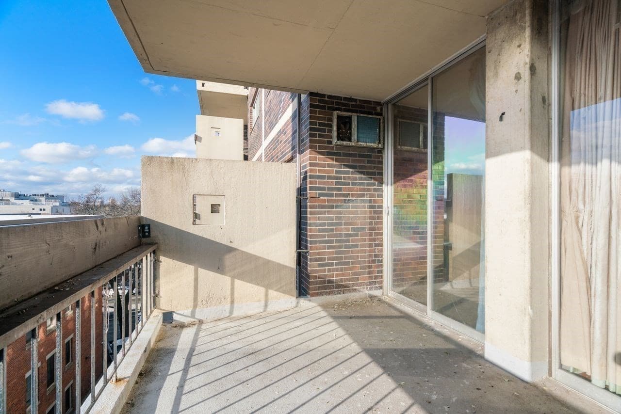 Stock Cooperative at 872 Massachusetts Avenue # 304, Cambridge MA 02139, Cambridge, photo 16 of 19