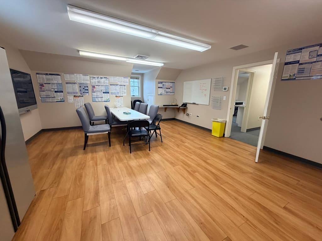 Business Opportunity at 116 E Main St, Westborough MA 01581, Westborough, photo 2 of 10