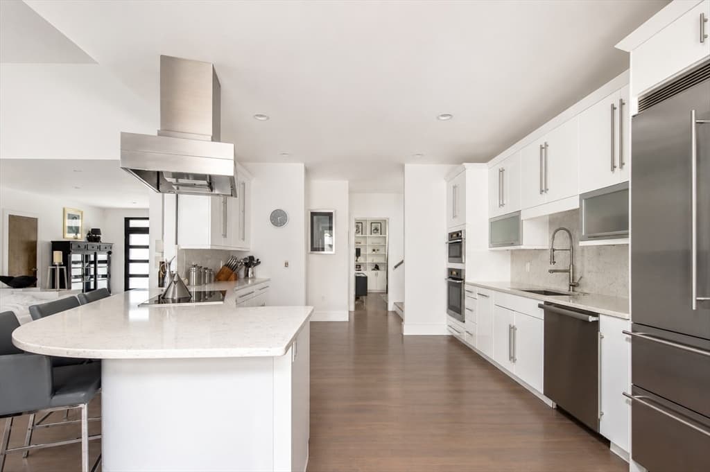 Single Family Residence at 4 Beech Tree Ln, Mattapoisett MA 02739, Mattapoisett, photo 22 of 42