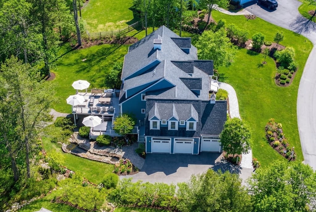 Single Family Residence at 4 Beech Tree Ln, Mattapoisett MA 02739, Mattapoisett, photo 5 of 42