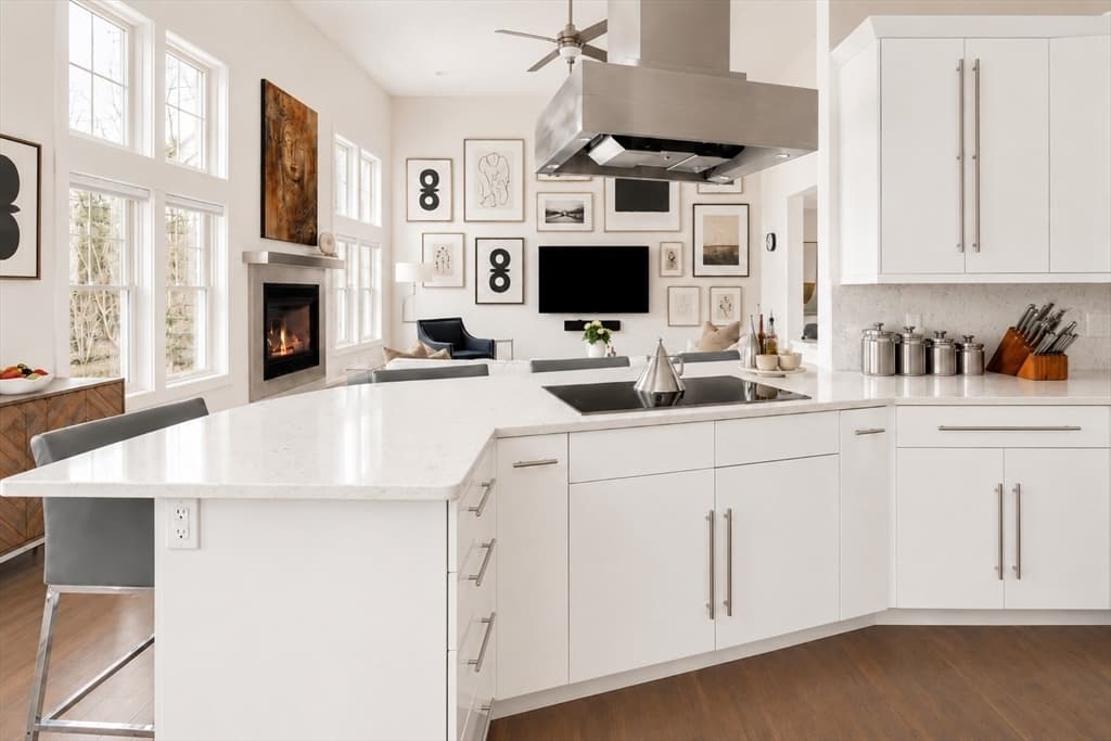 Single Family Residence at 4 Beech Tree Ln, Mattapoisett MA 02739, Mattapoisett, photo 21 of 42