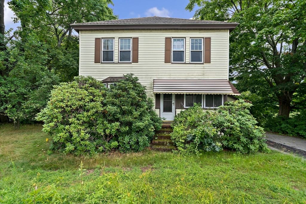 133 Pleasant Valley St, Methuen MA 01844
