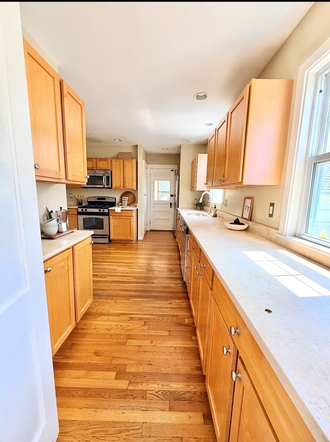 Condominium at 18 Chandler Street # 18, Arlington MA 02474, Arlington, photo 5 of 19