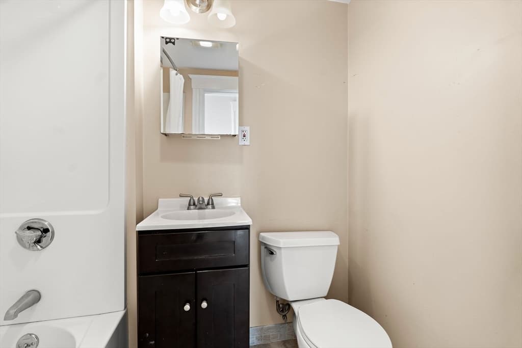 74 Myrtle St, Lynn MA 01905 photo 23