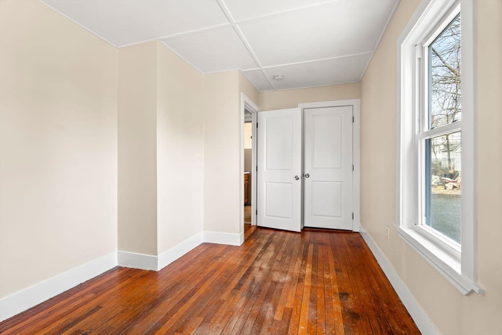 74 Myrtle St, Lynn MA 01905 photo 12