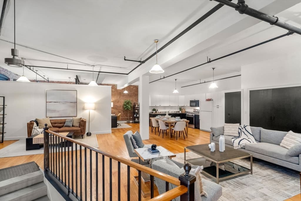 13-19 Stanhope Street # 2B, Boston MA 02116